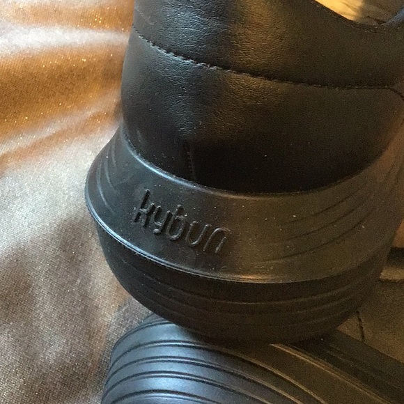 KyBOOT Shoes - Picture 5 of 6